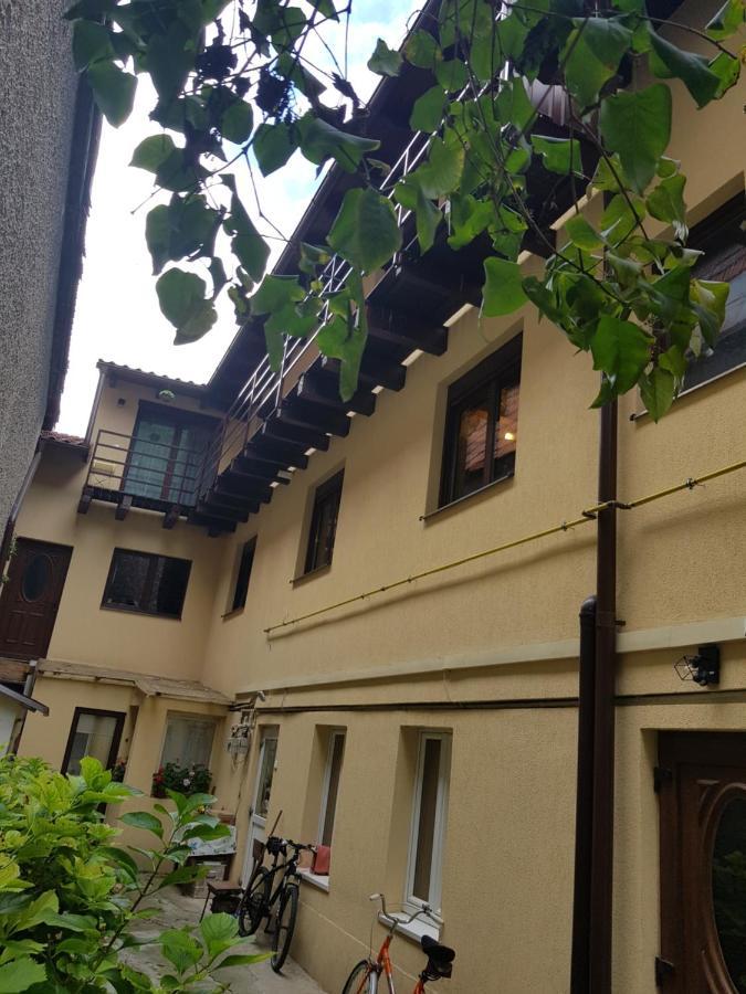 Duplex Marquis Lägenhet Braşov Exteriör bild