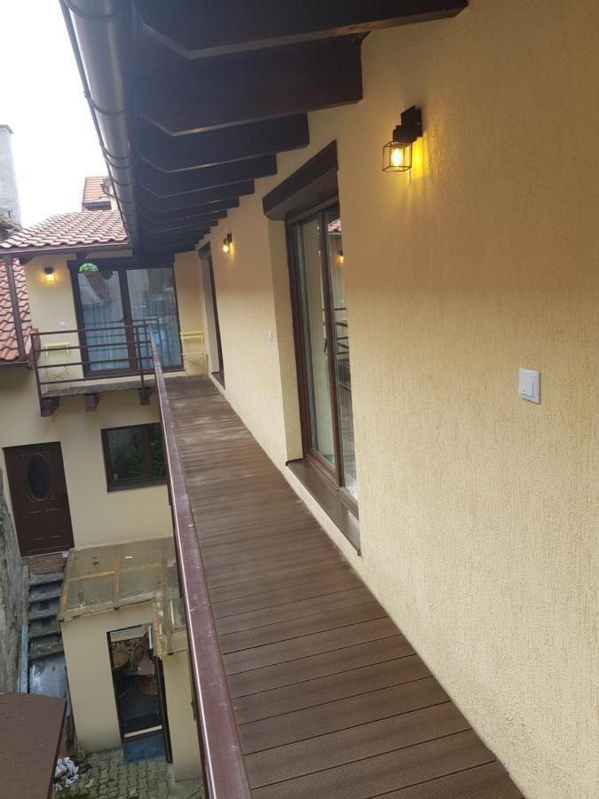 Duplex Marquis Lägenhet Braşov Exteriör bild