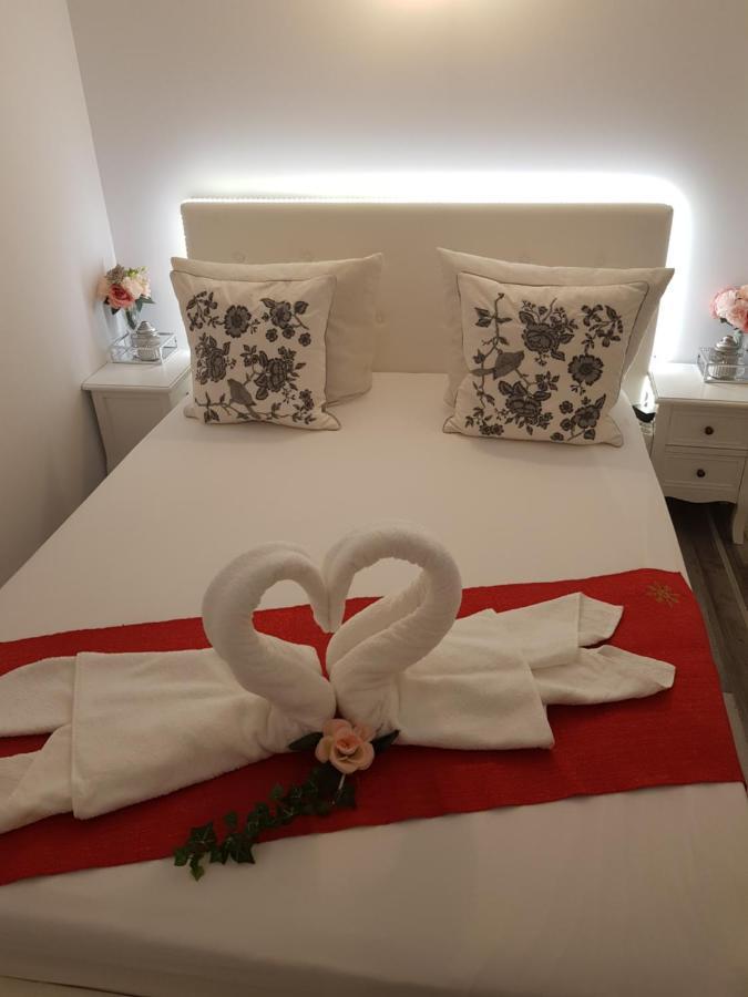 Duplex Marquis Lägenhet Braşov Exteriör bild