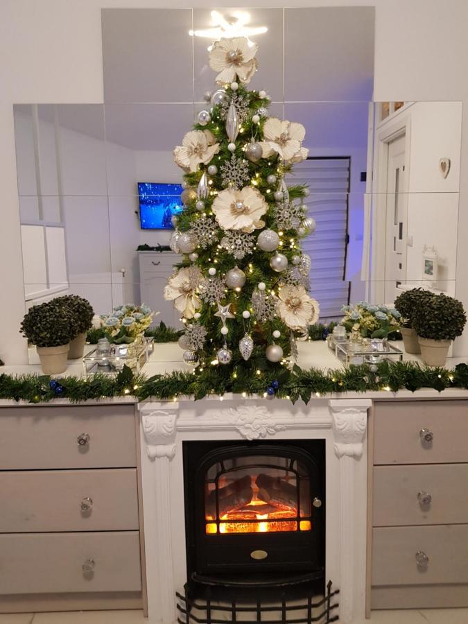 Duplex Marquis Lägenhet Braşov Exteriör bild