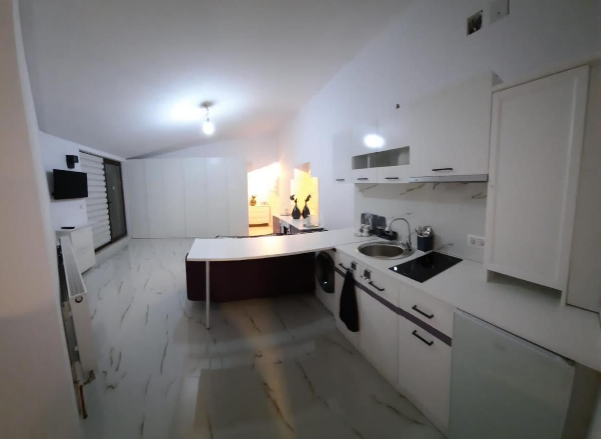Duplex Marquis Lägenhet Braşov Exteriör bild