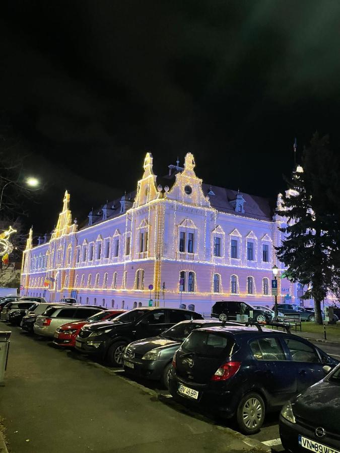 Duplex Marquis Lägenhet Braşov Exteriör bild